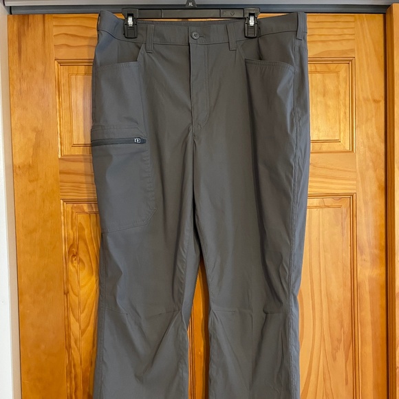 Men's Eddie Bauer Rainier Pants Dark Smoke 38x30 - Picture 1 of 2